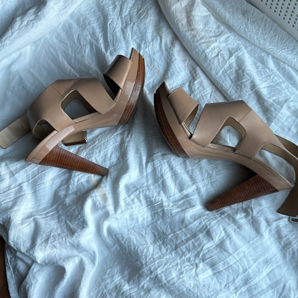 Michael Kors sandals - Picture 5 of 5